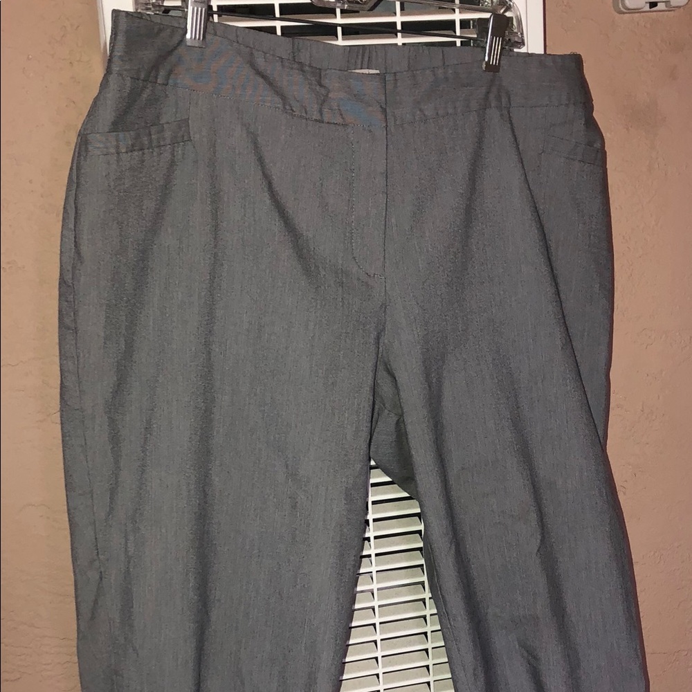 Roz & Ali Cropped Pants